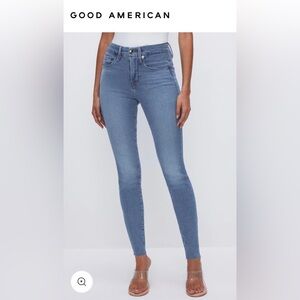 UNWORN - Good American Good Legs Skinny Jeans - Size 28